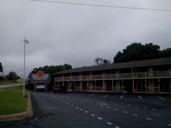 Mountain Country Motor Inn image 10