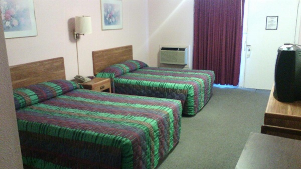 Mountain Country Motor Inn image 14