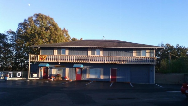 Mountain Country Motor Inn image 17