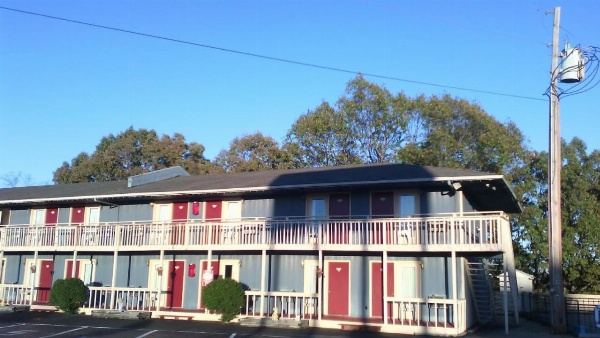 Mountain Country Motor Inn image 18
