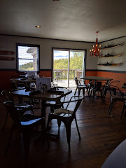 Restaurant near Mountain Country Motor Inn